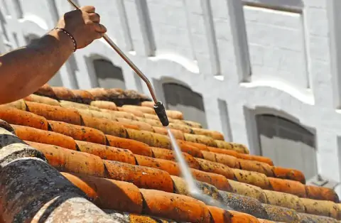 Nettoyage de toitures - Saint-Saud Lacoussière